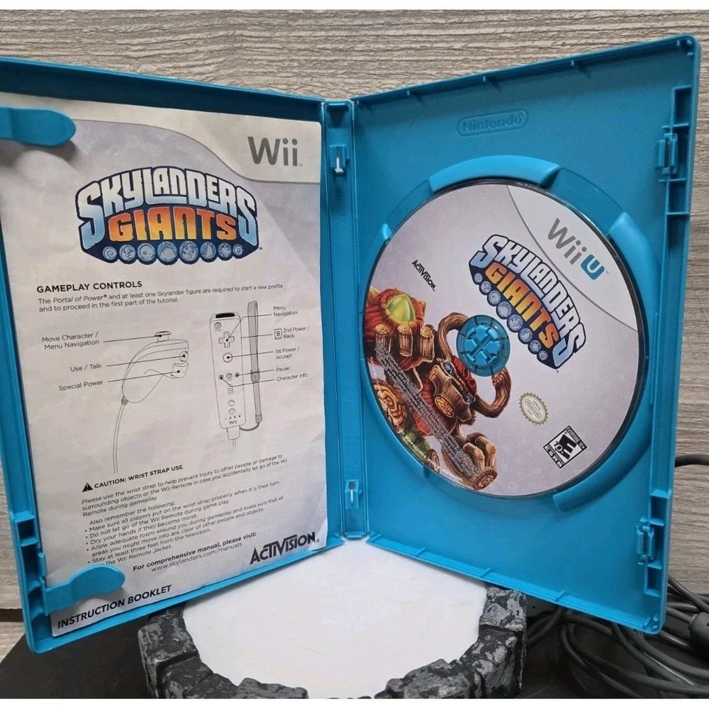 Skylanders Giants Wii U Game and Portal B3